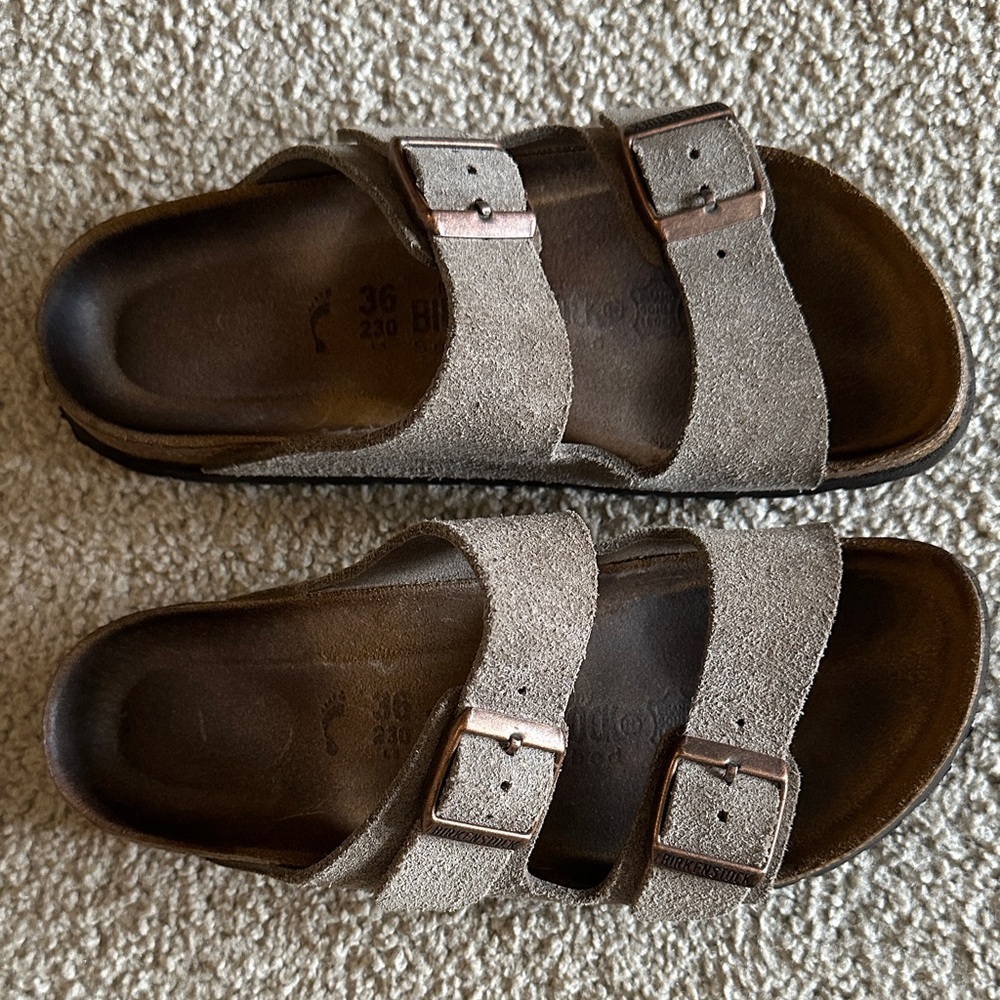 Birkenstock Kids Tan Sandals - Picture 11 of 12